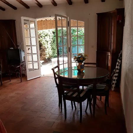Le Victoria Apartment *